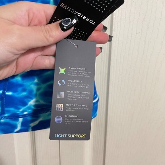 Torrid Womens NWT Blue Water Low-Impact Wireless Zip-Front Active Sports Bra 2X - Picture 5 of 9